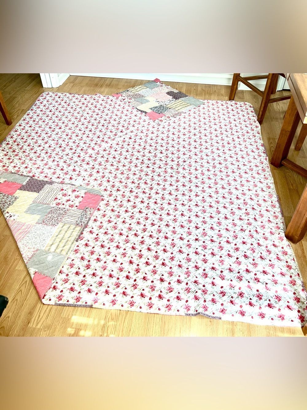 Pink Floral Patchwork Quilt - Brand Unspecified